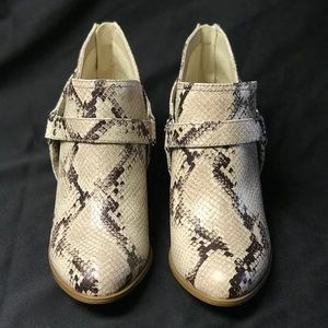 Fergalicious by Fergie, snake print booties